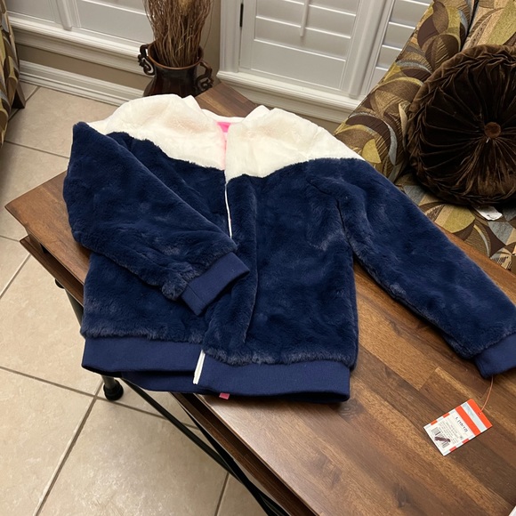 Cat and Jack Girls Jacket Faux Fur Size 10/12 - Picture 1 of 2